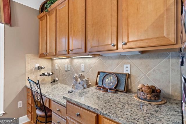 1080 Delcove Way, Greensboro, GA 30642