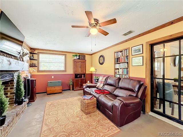 9413 E Gable Court, Inverness, FL 34450