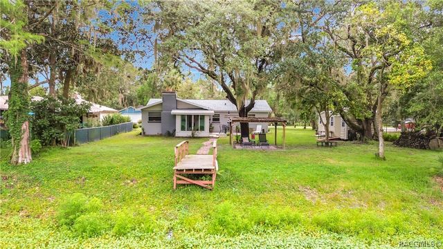 9413 E Gable Court, Inverness, FL 34450