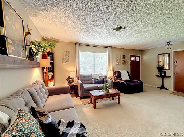 9413 E Gable Court, Inverness, FL 34450