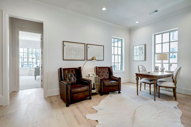 111 Wellington Row Road, Houston, TX 77024