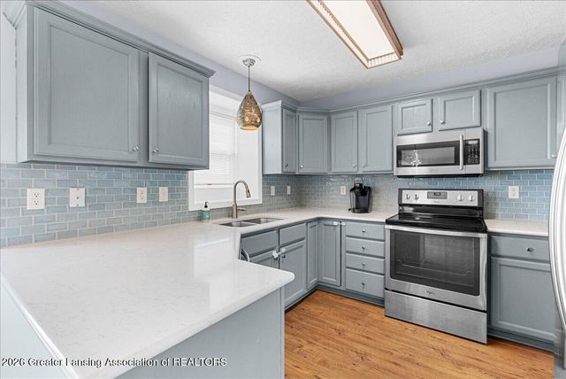 1604 Holbrook Road, Holt, MI 48842