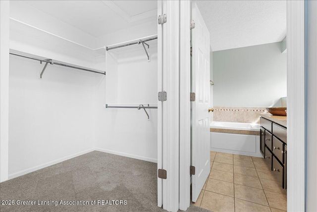 1604 Holbrook Road, Holt, MI 48842