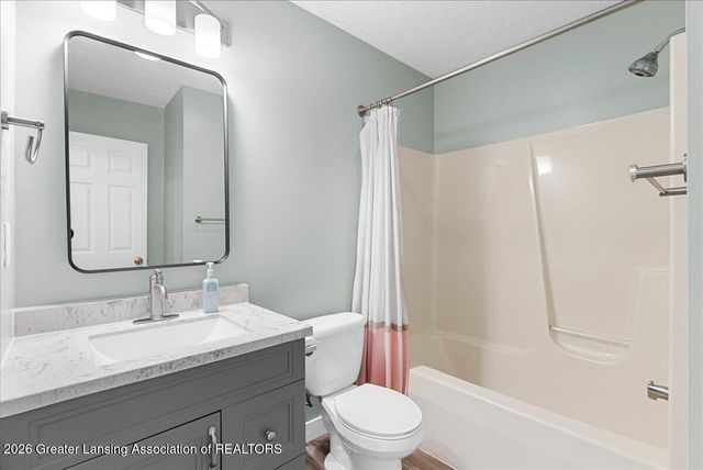 1604 Holbrook Road, Holt, MI 48842