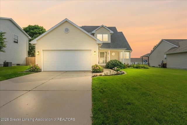 1604 Holbrook Road, Holt, MI 48842