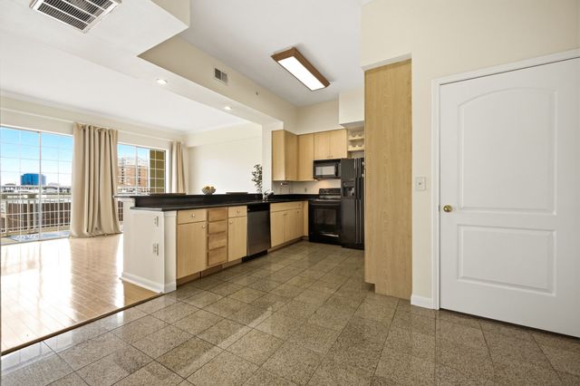 3225 Turtle Creek Boulevard 810, Dallas, TX 75219
