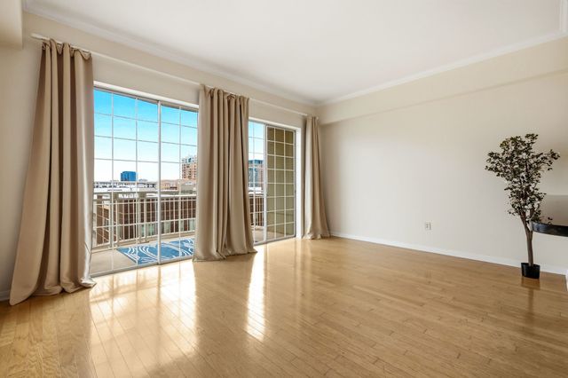 3225 Turtle Creek Boulevard 810, Dallas, TX 75219