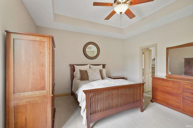 7312 W St Andrews Avenue, Yorktown, IN 47396