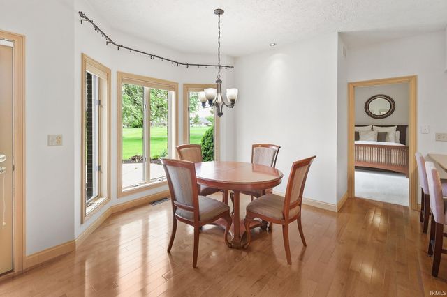 7312 W St Andrews Avenue, Yorktown, IN 47396