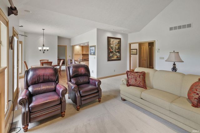 7312 W St Andrews Avenue, Yorktown, IN 47396