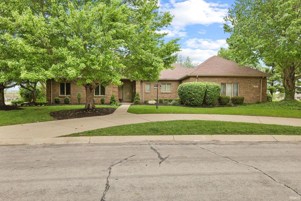 7312 W St Andrews Avenue, Yorktown, IN 47396