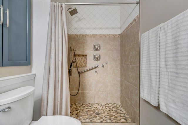 6936 Scotch Pine LN, Roanoke, VA 24019