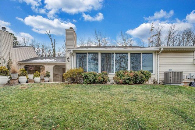 6936 Scotch Pine LN, Roanoke, VA 24019