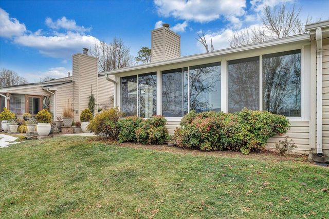 6936 Scotch Pine LN, Roanoke, VA 24019