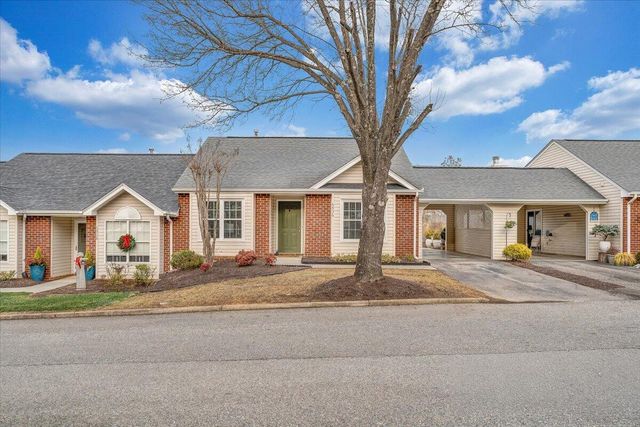 6936 Scotch Pine LN, Roanoke, VA 24019