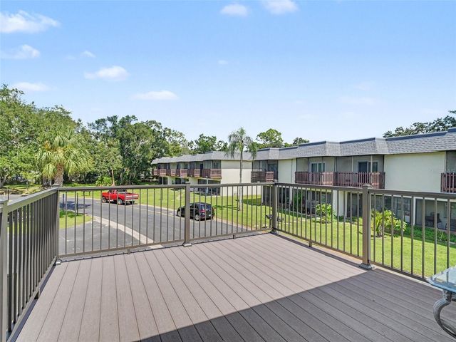 3390 RAMBLEWOOD COURT, Sarasota, FL 34237
