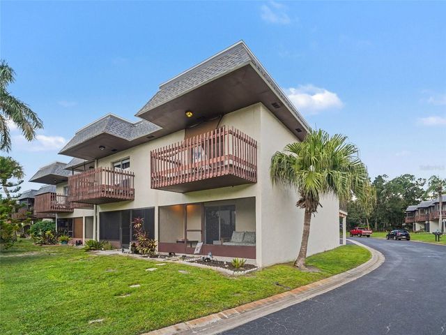 3390 RAMBLEWOOD COURT, Sarasota, FL 34237