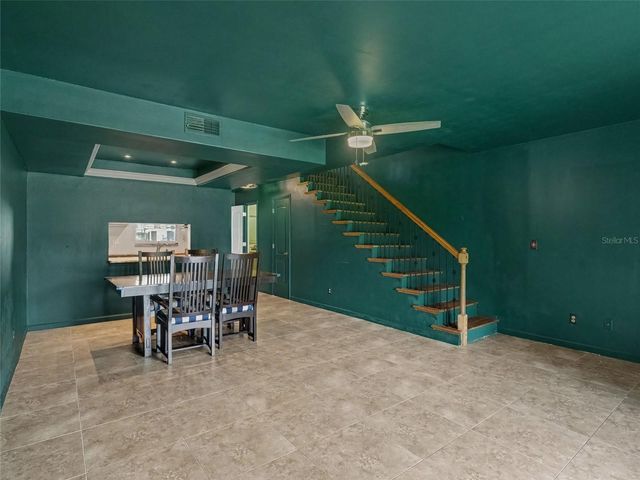 3390 RAMBLEWOOD COURT, Sarasota, FL 34237