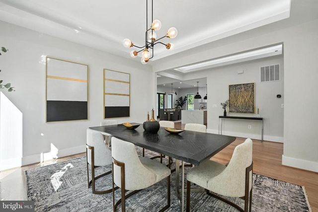 1910 CHERRI DR, Falls Church, VA 22043