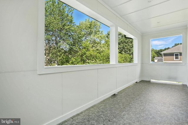 1910 CHERRI DR, Falls Church, VA 22043