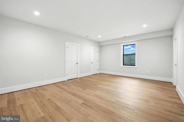 1910 CHERRI DR, Falls Church, VA 22043