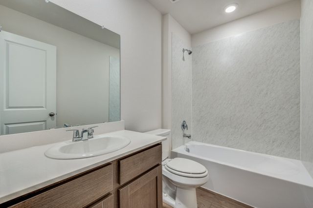 3925 Limestone Bluff Drive, Celina, TX 75009