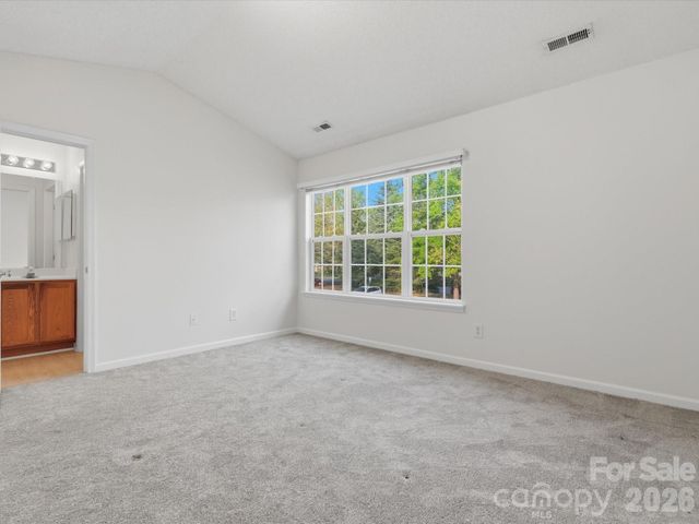 2940 Mayer House Ct, Charlotte, NC 28214