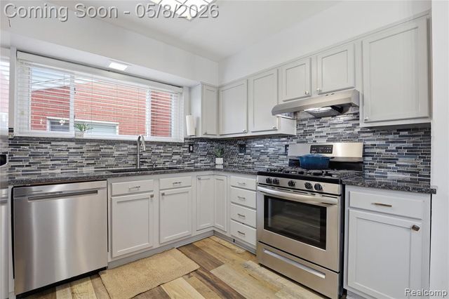 31457 Conway Drive, Westland, MI 48185