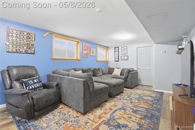 31457 Conway Drive, Westland, MI 48185