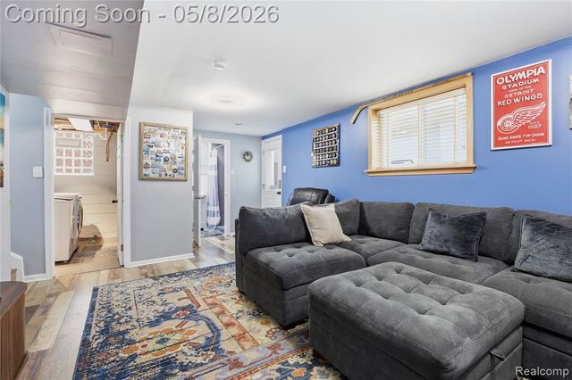 31457 Conway Drive, Westland, MI 48185