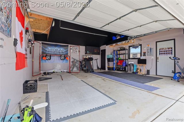 31457 Conway Drive, Westland, MI 48185