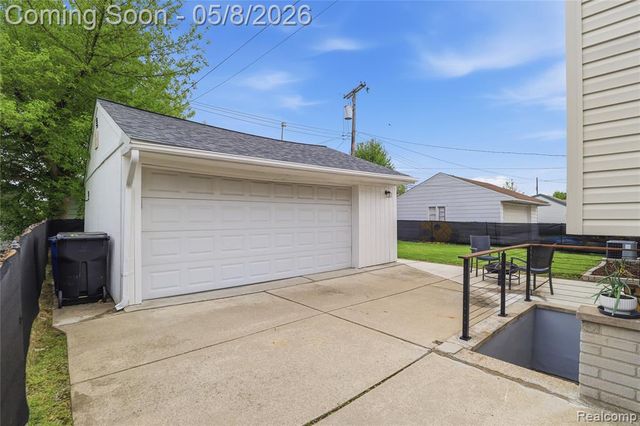 31457 Conway Drive, Westland, MI 48185