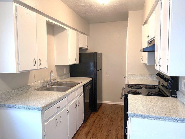4606 Monarch Street 205, Dallas, TX 75204