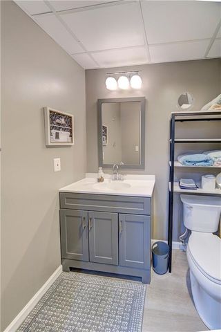1743 Ridgeview Drive, Lee's Summit, MO 64086