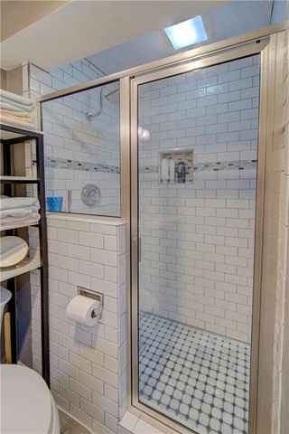 1743 Ridgeview Drive, Lee's Summit, MO 64086