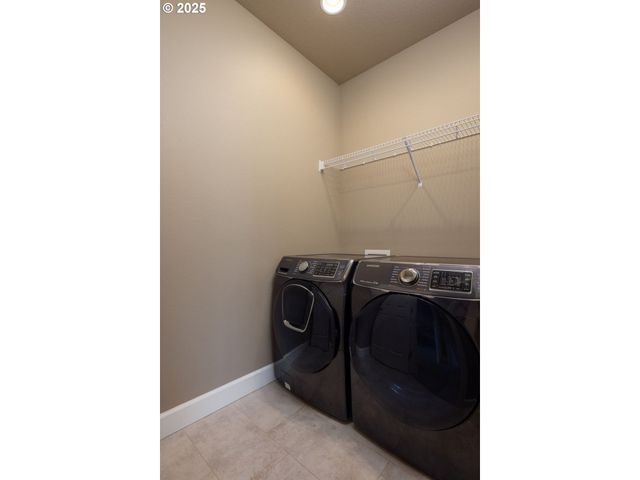 62905 DANIEL Rd, Bend, OR 97701