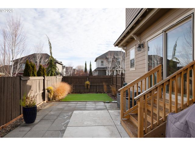 62905 DANIEL Rd, Bend, OR 97701