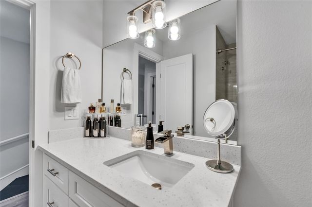 3808 Southway DR 103, Austin, TX 78704