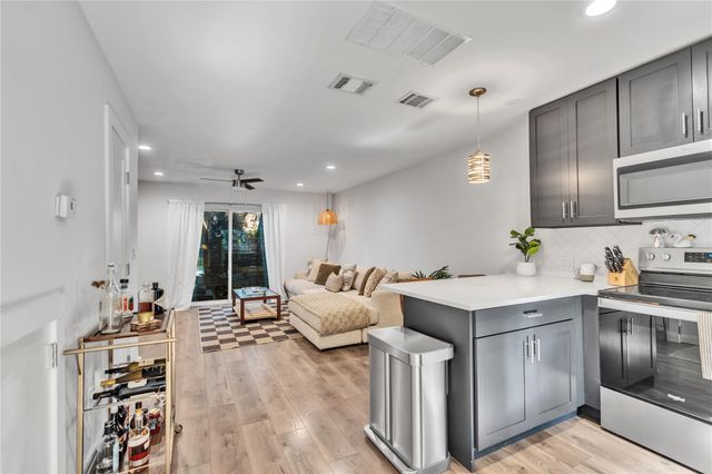 3808 Southway DR 103, Austin, TX 78704