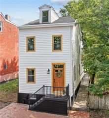 1431 Adams St, Manchester, PA 15233