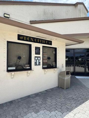 2049 NW 45th Avenue, Coconut Creek, FL 33066
