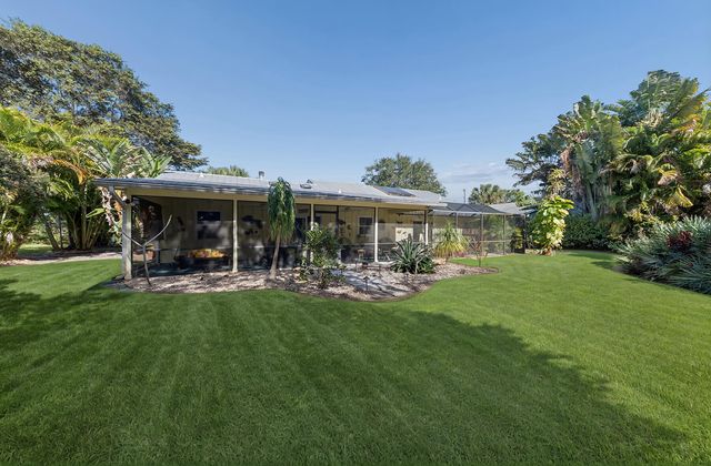 8816 SE May Terrace, Hobe Sound, FL 33455