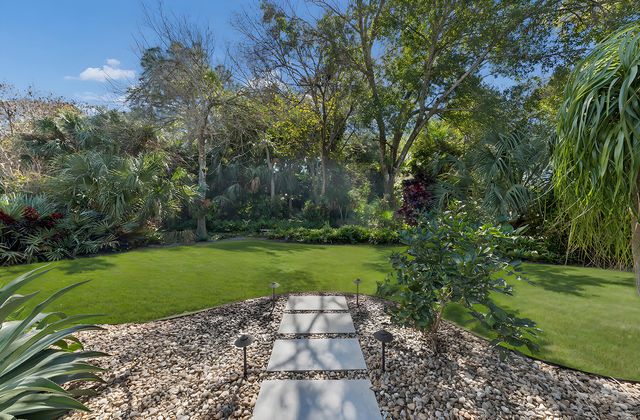 8816 SE May Terrace, Hobe Sound, FL 33455