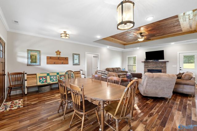 256 W D Harvey Road, Falkville, AL 35622