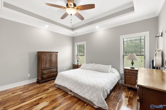 256 W D Harvey Road, Falkville, AL 35622