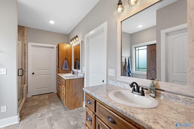 256 W D Harvey Road, Falkville, AL 35622