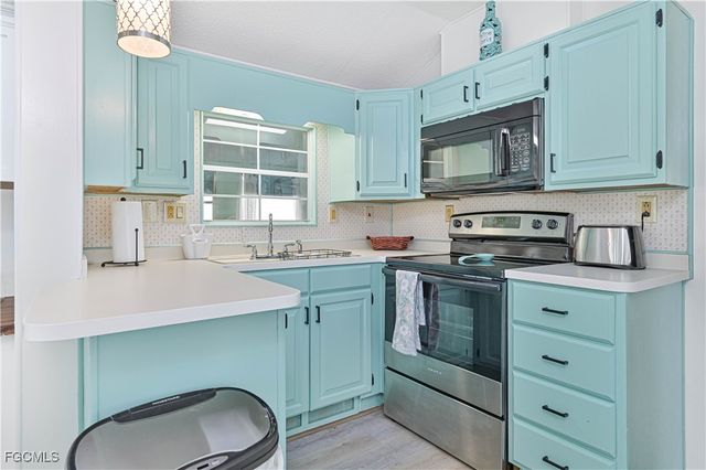 4751 Liberty LN W, Estero, FL 33928