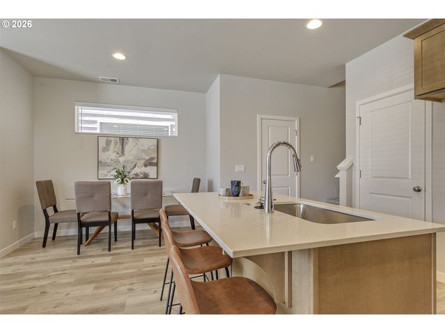2084 Myrtle Ln Lot 83, Forest Grove, OR 97116
