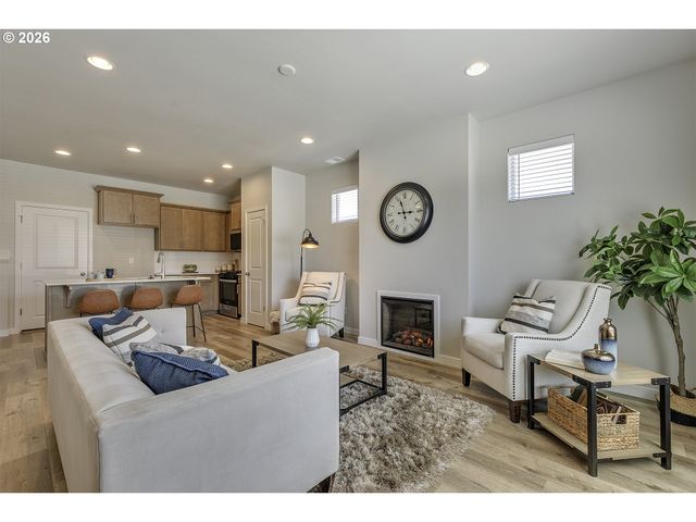 2084 Myrtle Ln Lot 83, Forest Grove, OR 97116