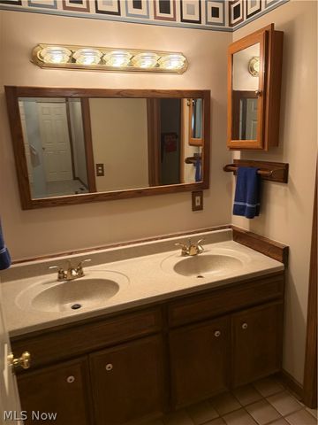 3630 Longwood Drive, Medina, OH 44256